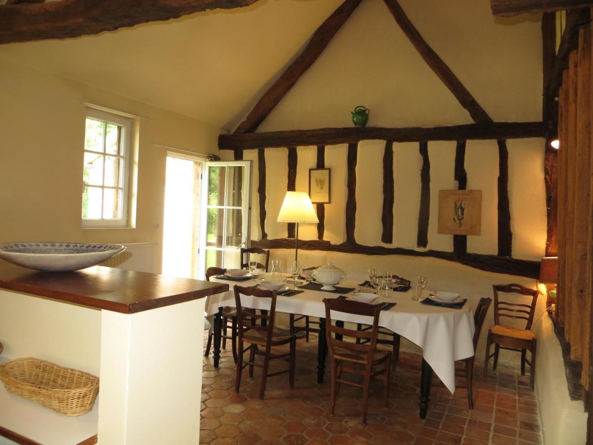 La Ferme De Montboulan Villa Salbris Exteriör bild