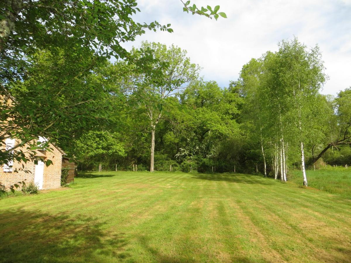 La Ferme De Montboulan Villa Salbris Exteriör bild